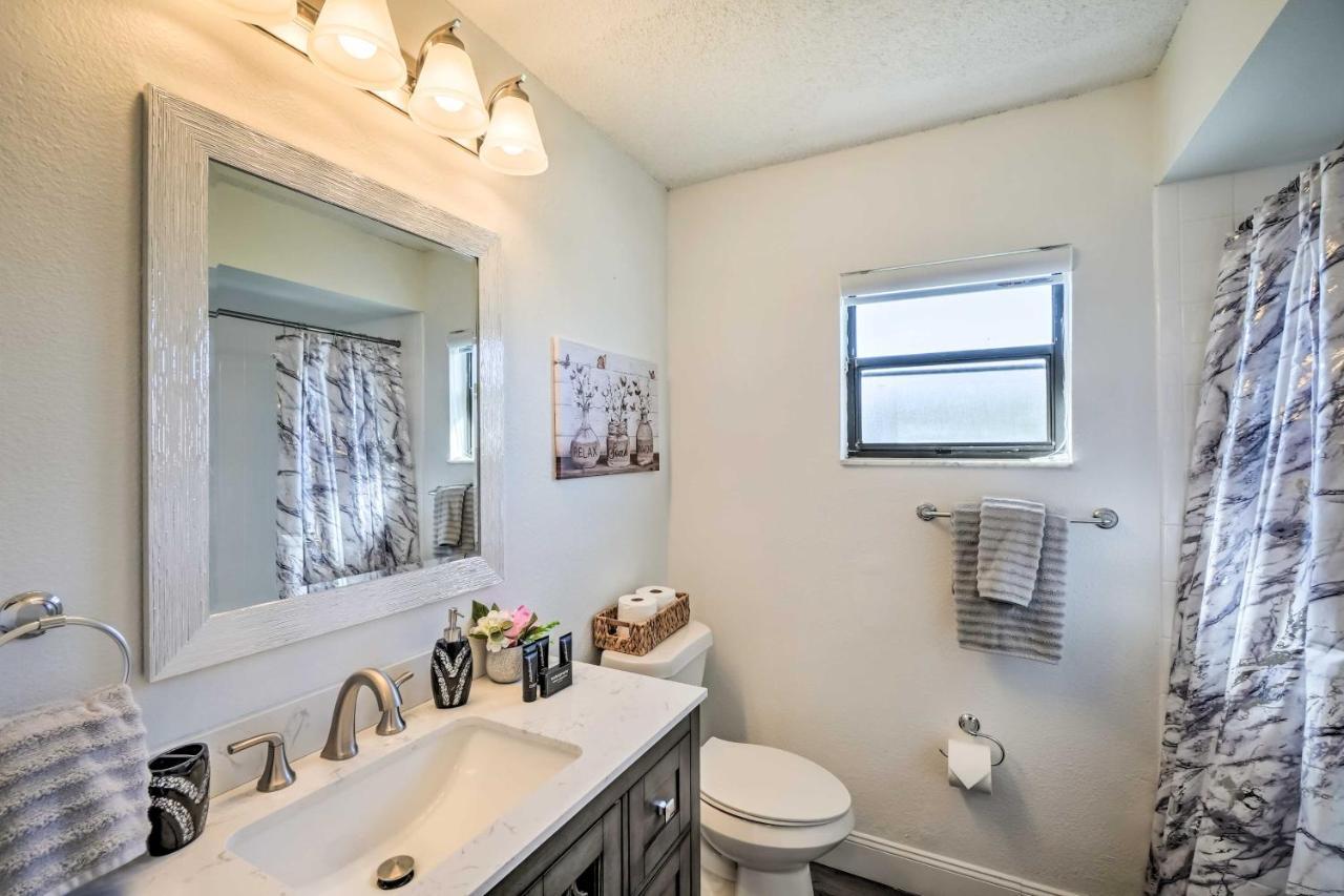 Waterfront Port Richey House With Heated Pool! Villa ภายนอก รูปภาพ