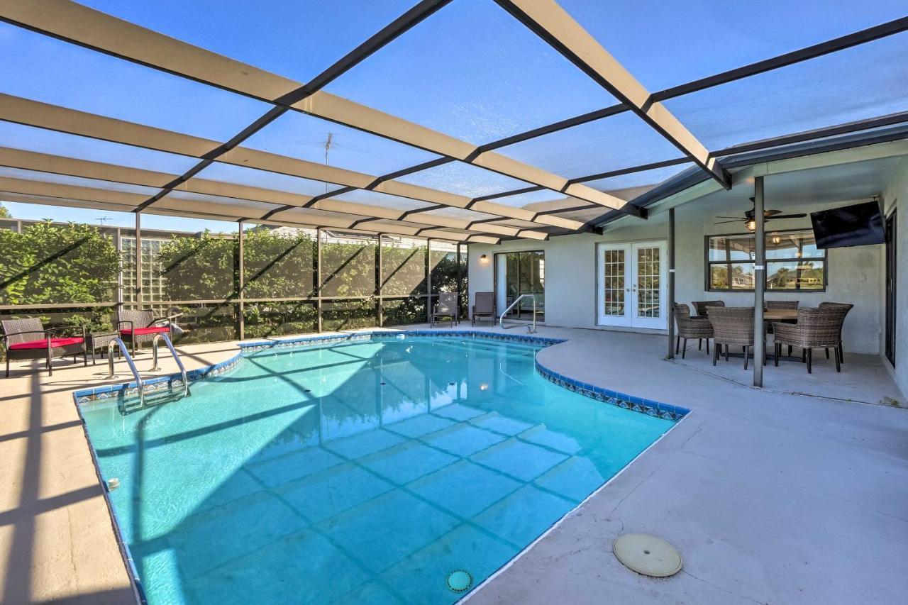 Waterfront Port Richey House With Heated Pool! Villa ภายนอก รูปภาพ